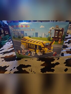 HOGOKIDS Cat School Bus Lego Set with Light